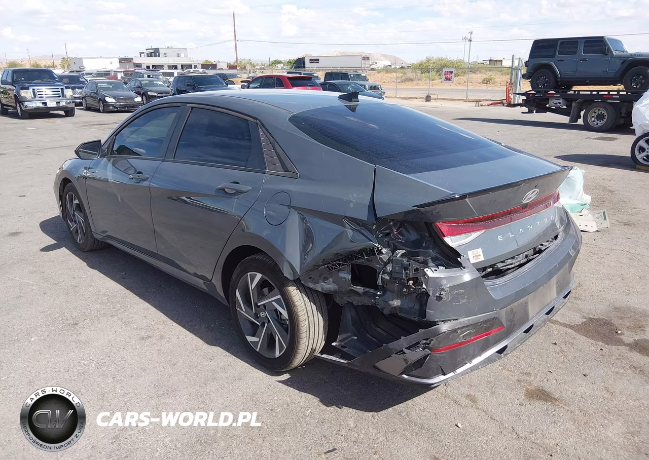 2025 Hyundai Elantra Sel Sport VIN:KMHLM4DG8SU993397 - 3