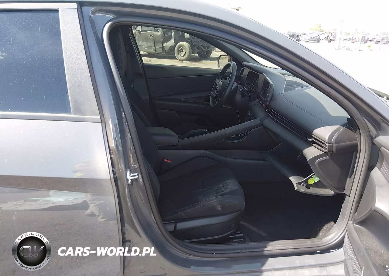 2025 Hyundai Elantra Sel Sport VIN:KMHLM4DG8SU993397 - 5