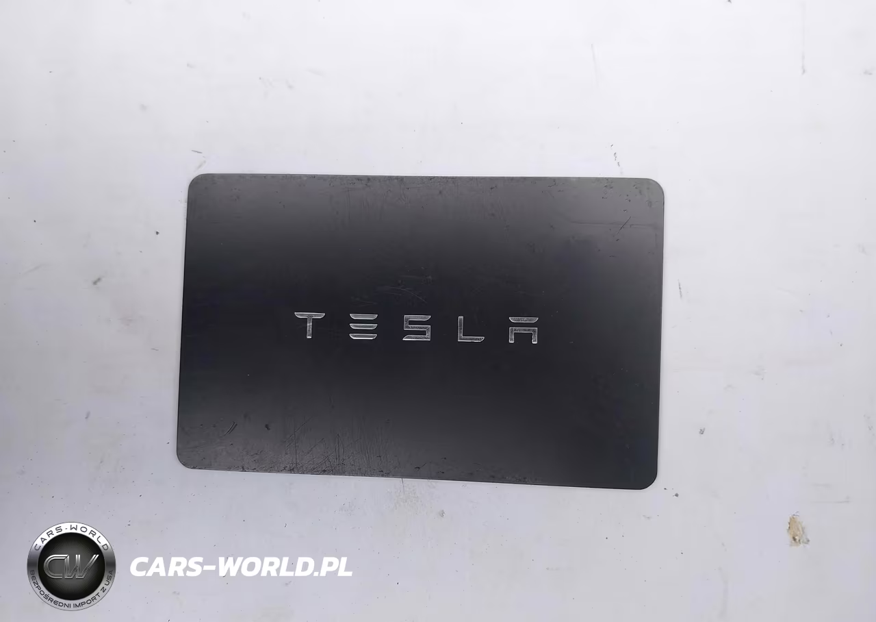 2022 Tesla Model Y VIN:7SAYGDEE4NF368347 - 11
