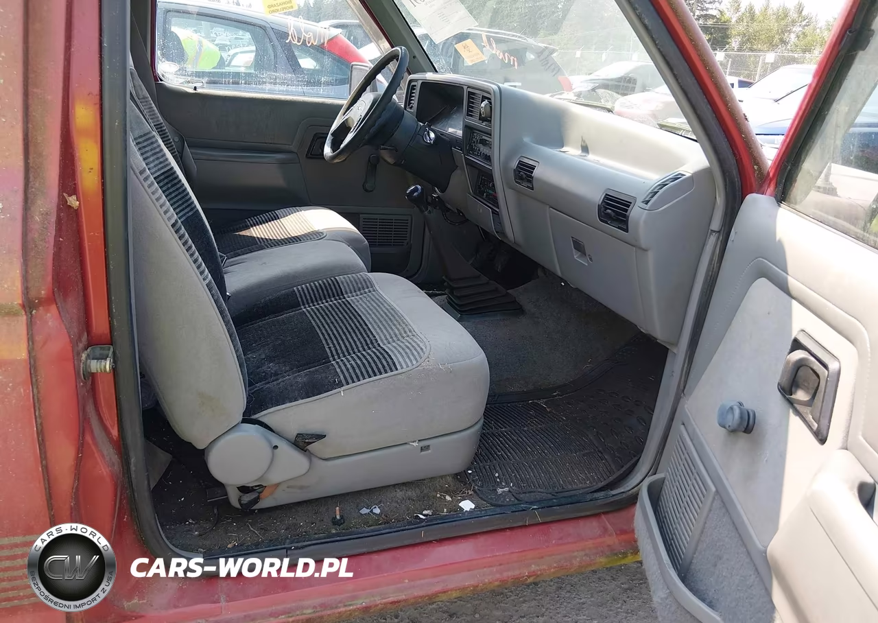 1992 Ford Ranger Super Cab VIN:1FTCR14U3NTA56753 - 5