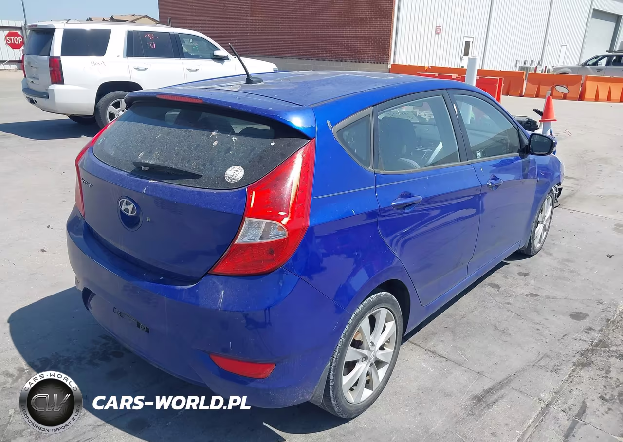 2014 Hyundai Accent Se VIN:KMHCU5AE3EU142332 - 4