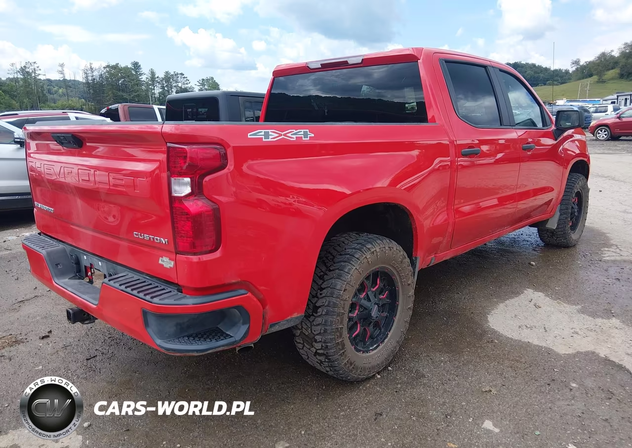2025 Chevrolet Silverado 1500 4Wd Short Bed Custom VIN:1GCPKBEK9SZ313982 - 4