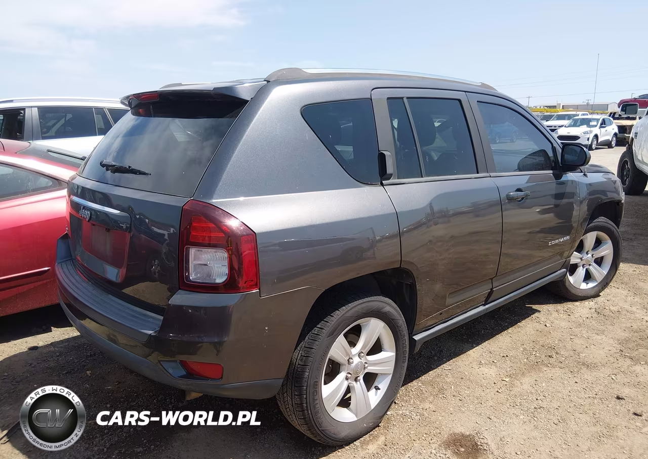 2015 Jeep Compass Sport VIN:1C4NJDBB2FD225708 - 4
