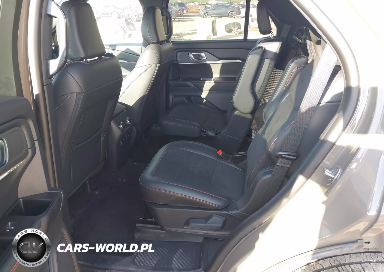 2026 Ford Explorer St VIN:1FMWK7GC8TGB11626 - 8