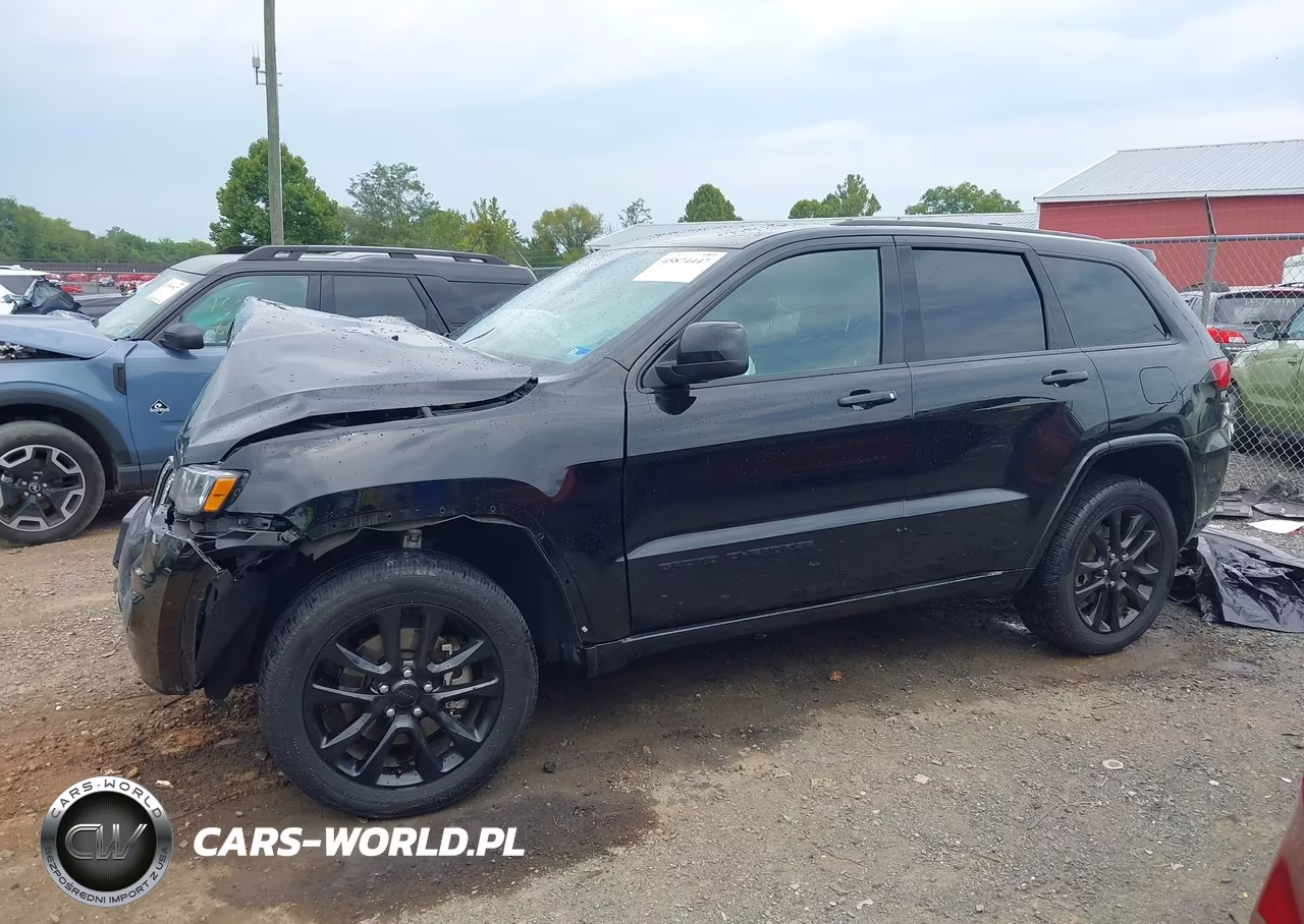 2021 Jeep Grand Cherokee Laredo X 4X4 VIN:1C4RJFAG8MC560937 - 14
