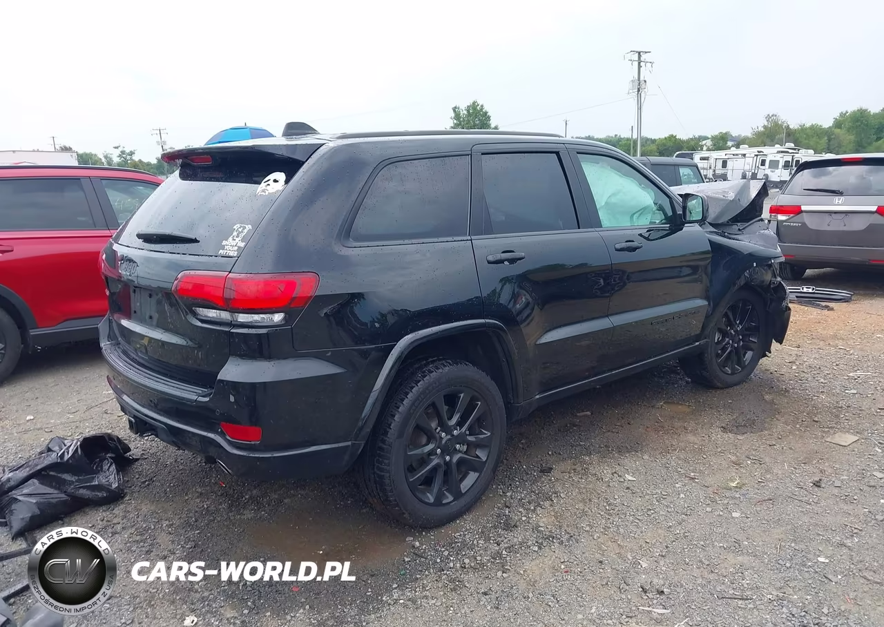 2021 Jeep Grand Cherokee Laredo X 4X4 VIN:1C4RJFAG8MC560937 - 4