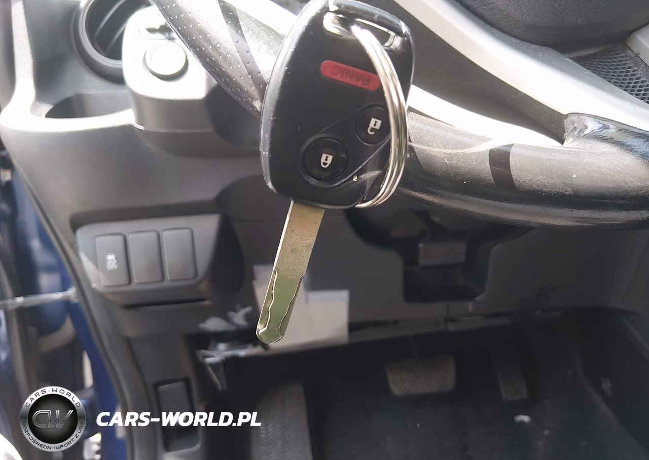 2011 Honda Fit Sport VIN:JHMGE8H50BC013720 - 11