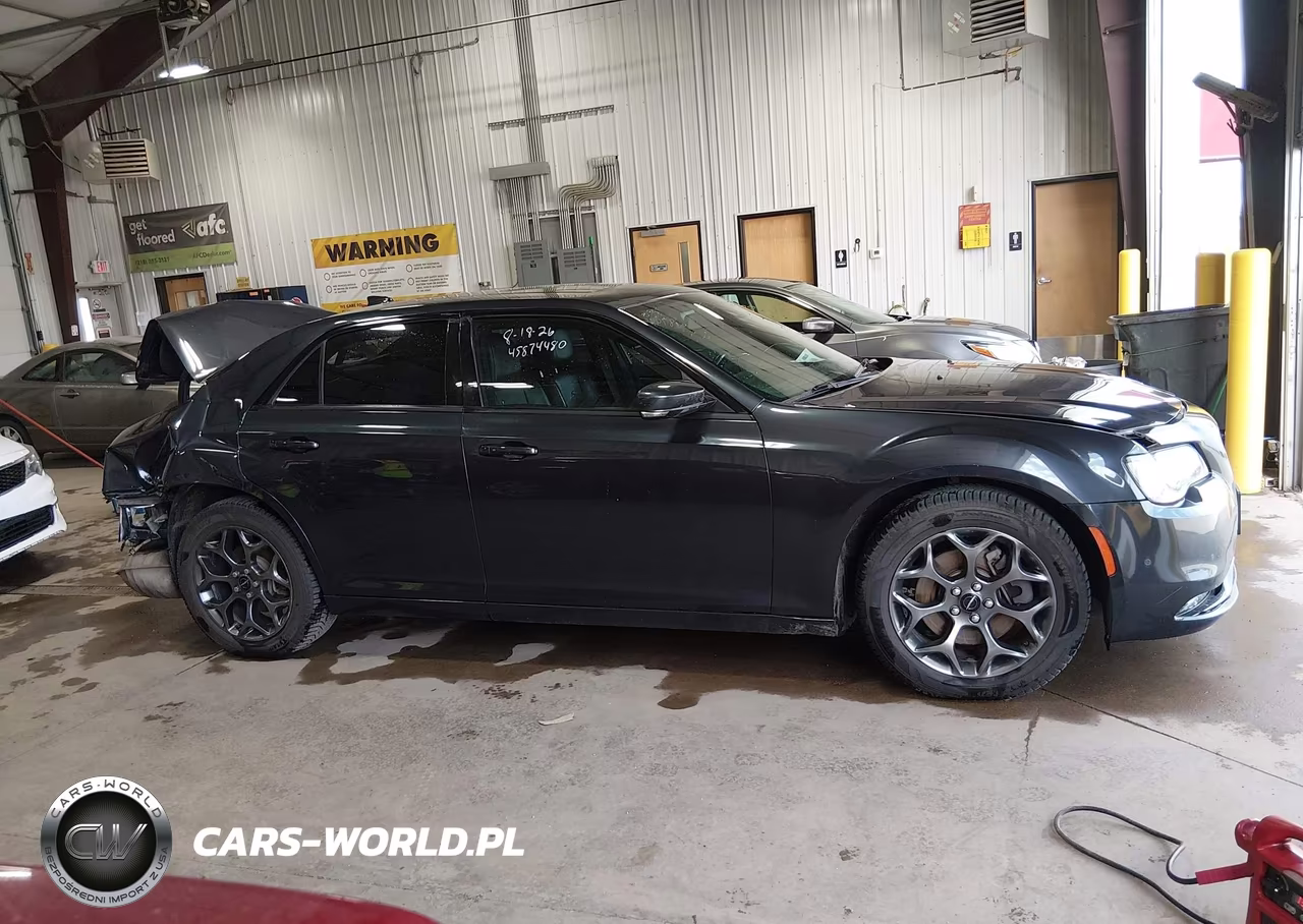 2018 Chrysler 300 300S Awd VIN:2C3CCAGG1JH321172 - 14