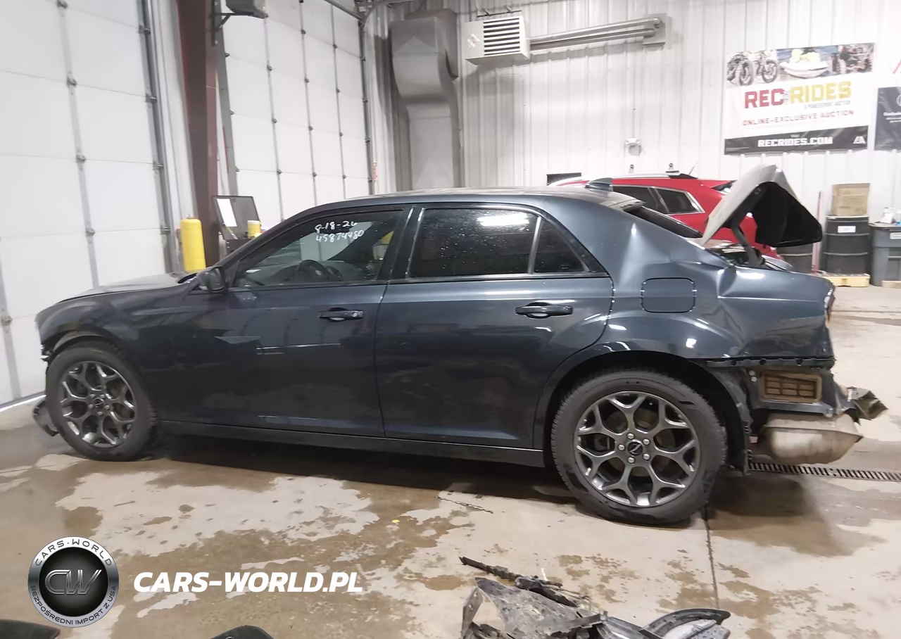 2018 Chrysler 300 300S Awd VIN:2C3CCAGG1JH321172 - 15