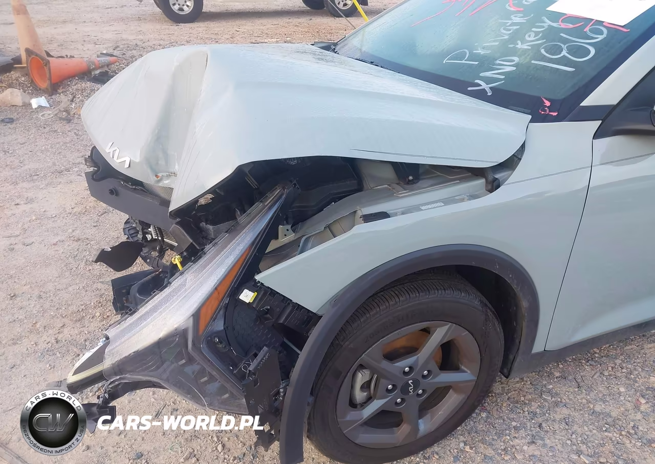 2025 Kia K4 Lxs VIN:3KPFT4DE6SE186183 - 16