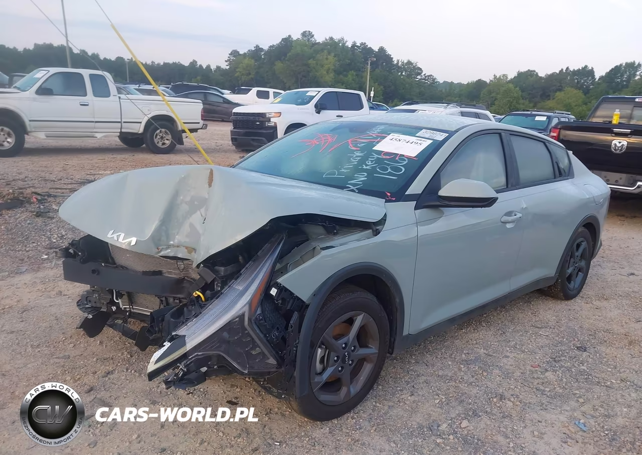 2025 Kia K4 Lxs VIN:3KPFT4DE6SE186183 - 2
