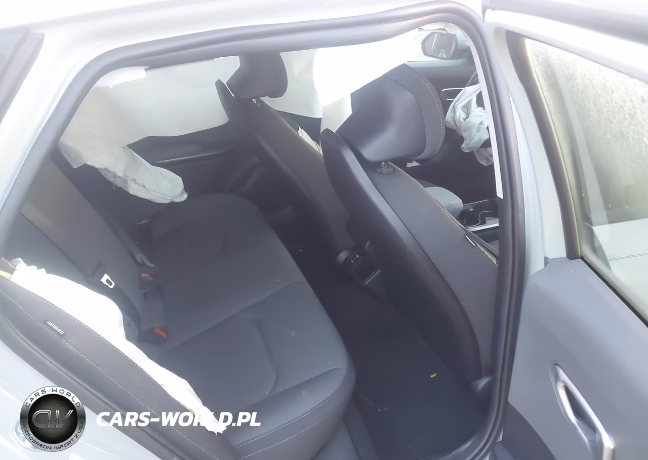 2025 Kia K4 Lxs VIN:3KPFT4DE6SE186183 - 8