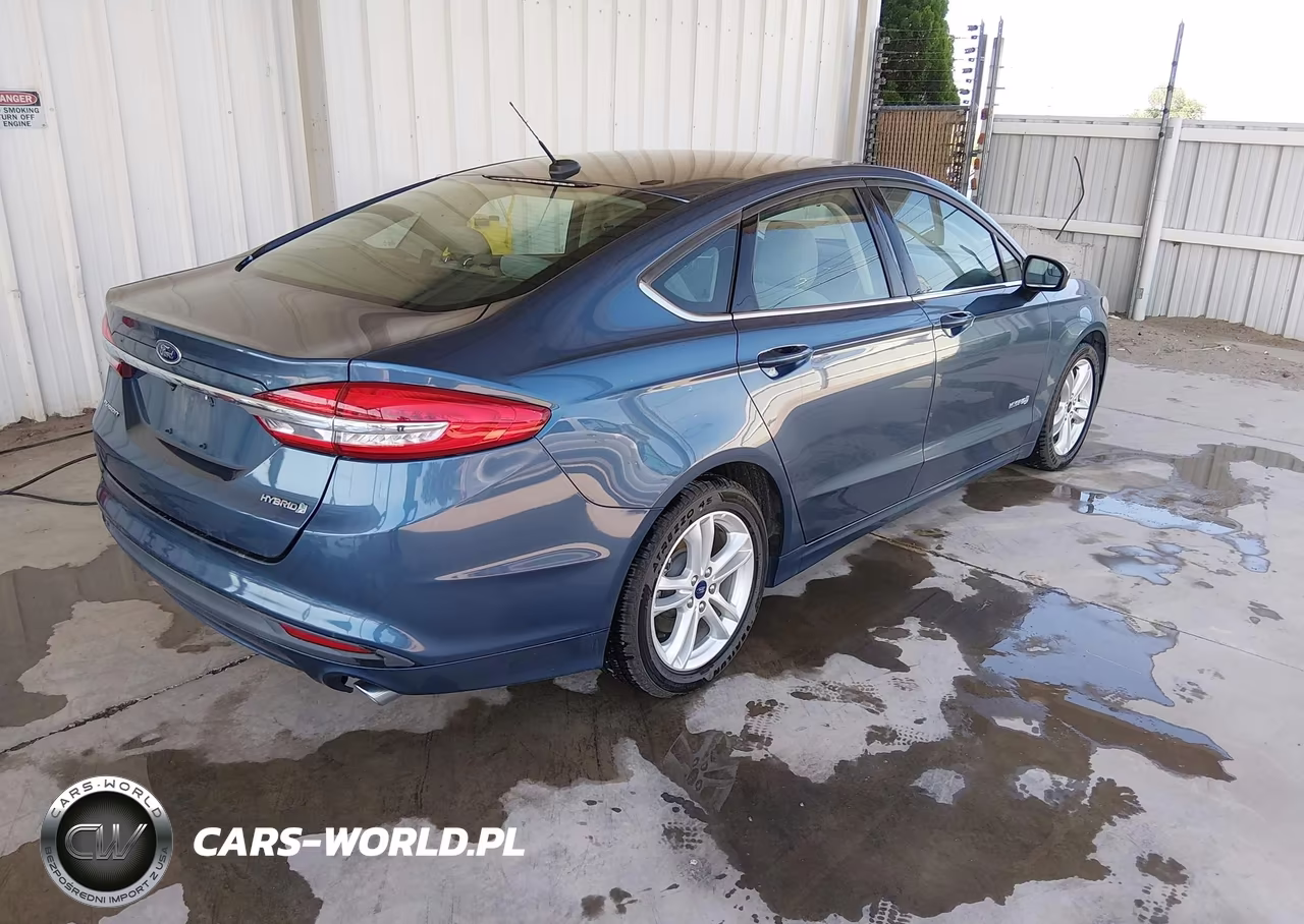 2018 Ford Fusion Hybrid S VIN:3FA6P0UU0JR235847 - 4