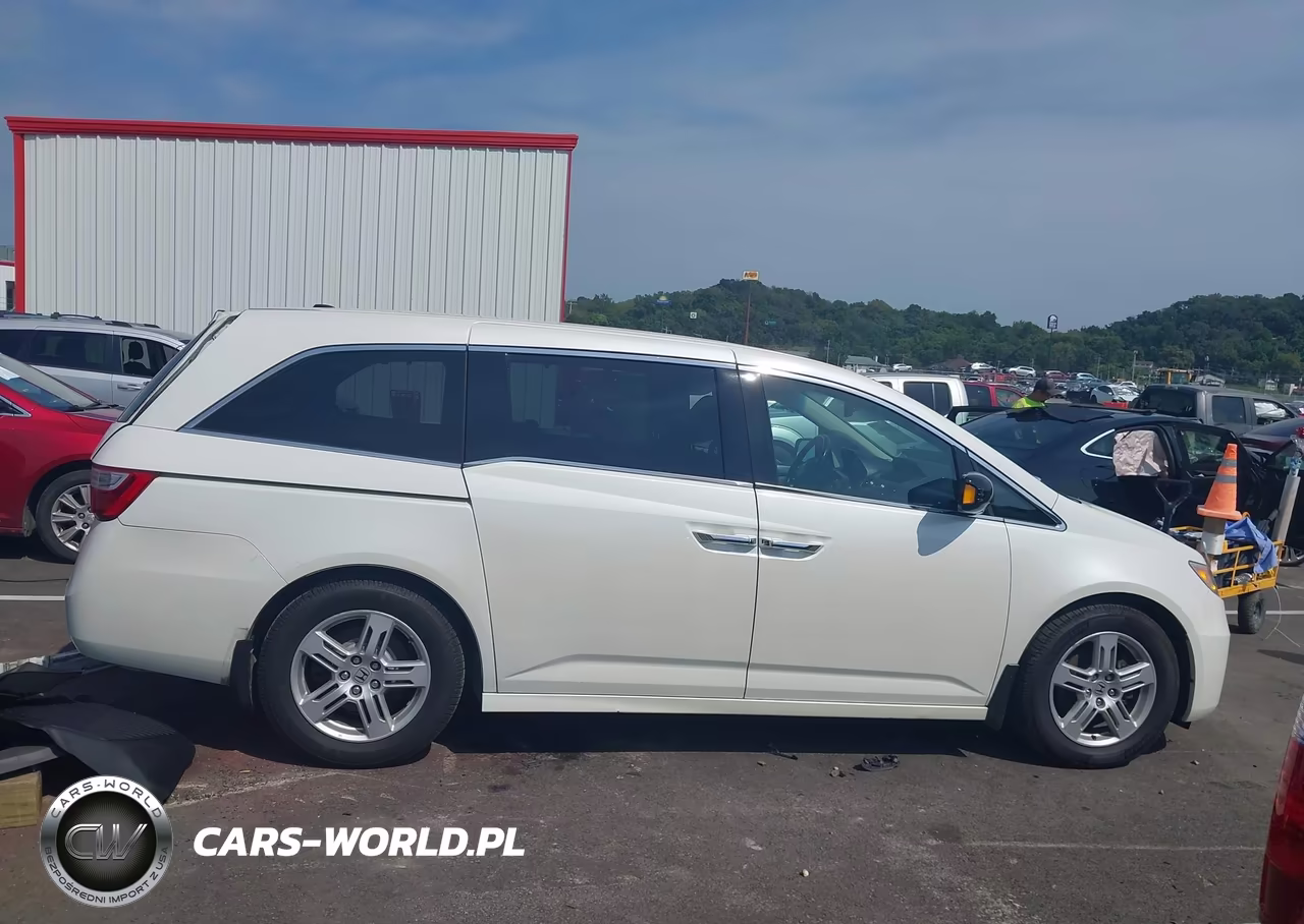 2013 Honda Odyssey Touring-Touring Elite VIN:5FNRL5H91DB011014 - 14