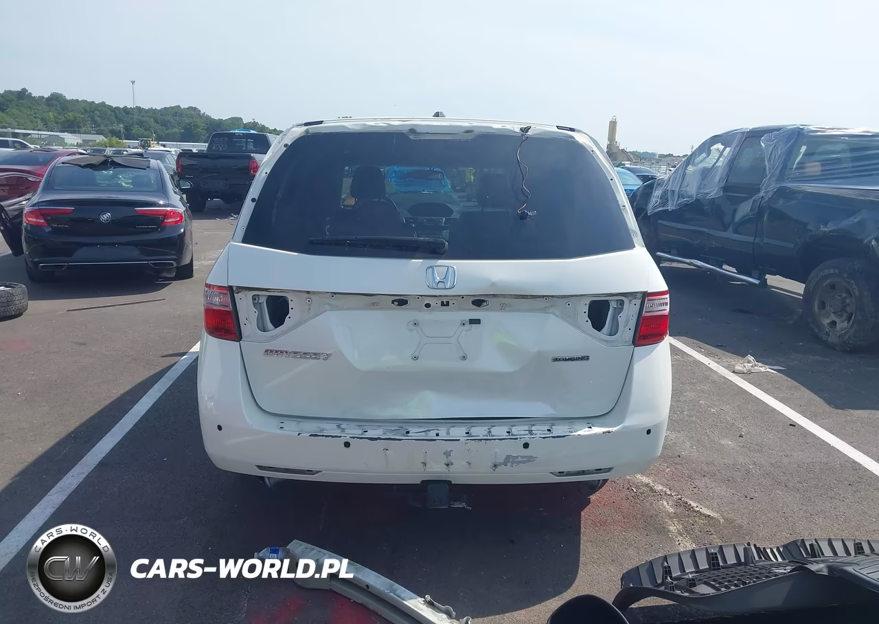 2013 Honda Odyssey Touring-Touring Elite VIN:5FNRL5H91DB011014 - 17