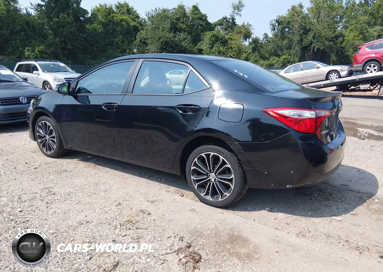 2015 Toyota Corolla S Plus VIN:2T1BURHE2FC457845 - 3