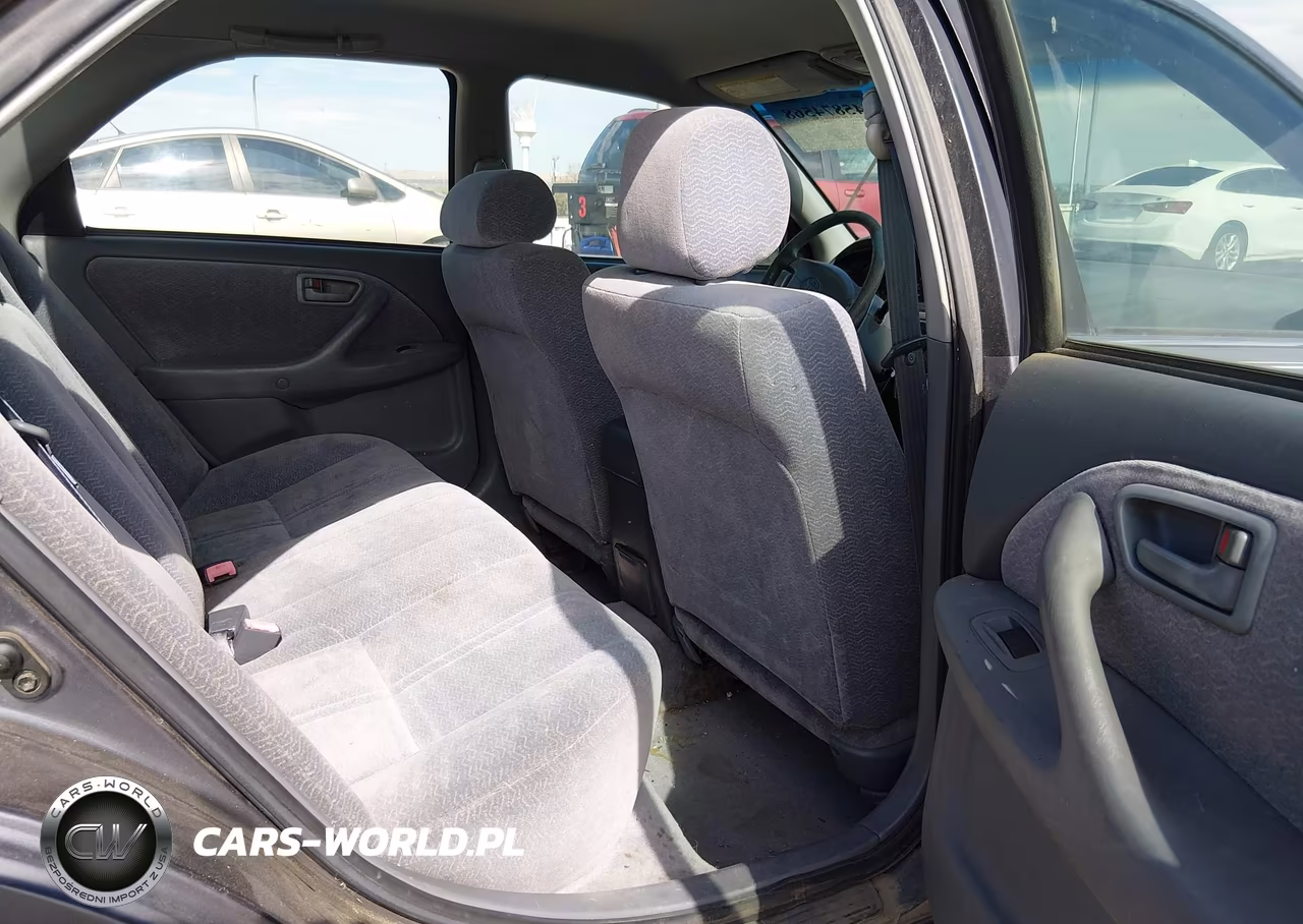 1998 Toyota Camry Le VIN:JT2BG22K1W0130370 - 8