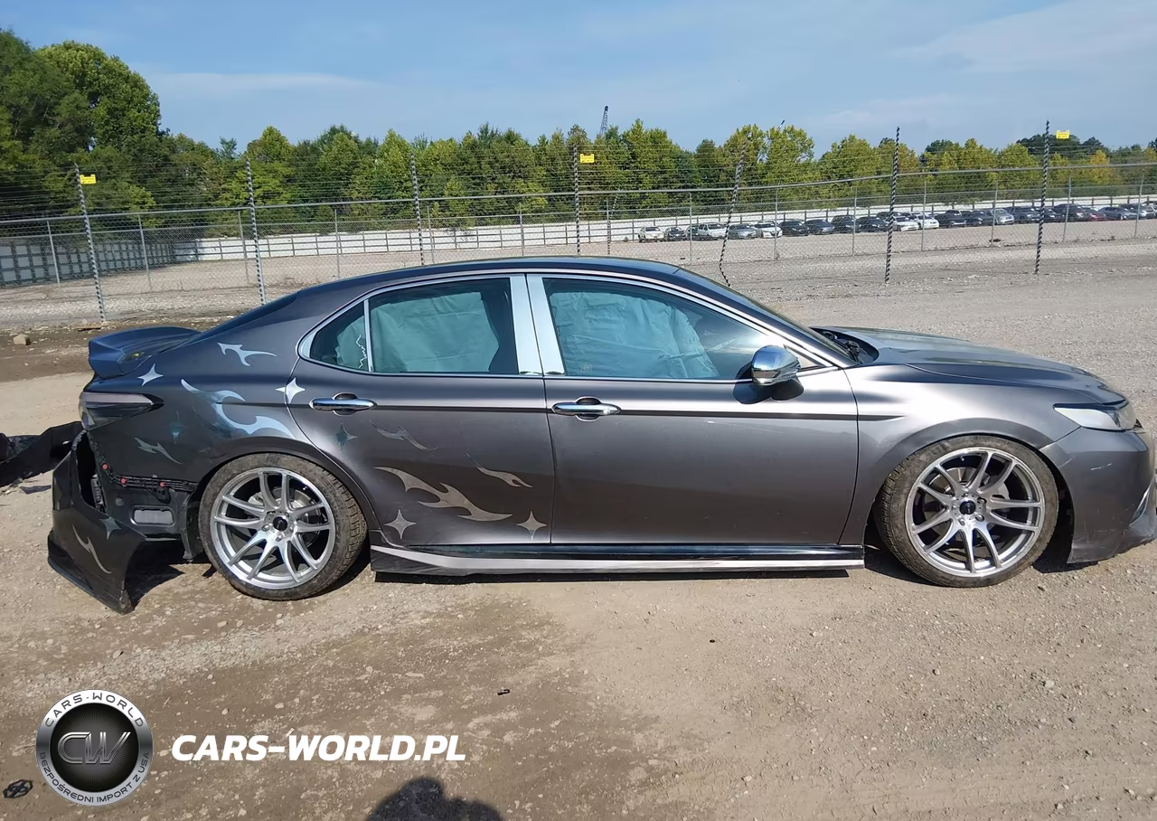 2018 Toyota Camry Se VIN:4T1B11HK8JU581173 - 13