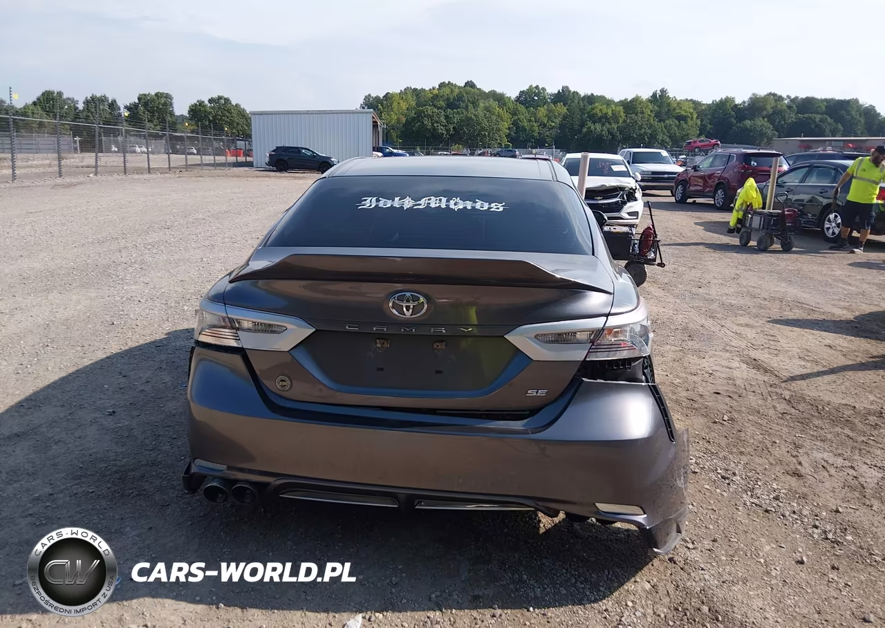 2018 Toyota Camry Se VIN:4T1B11HK8JU581173 - 16