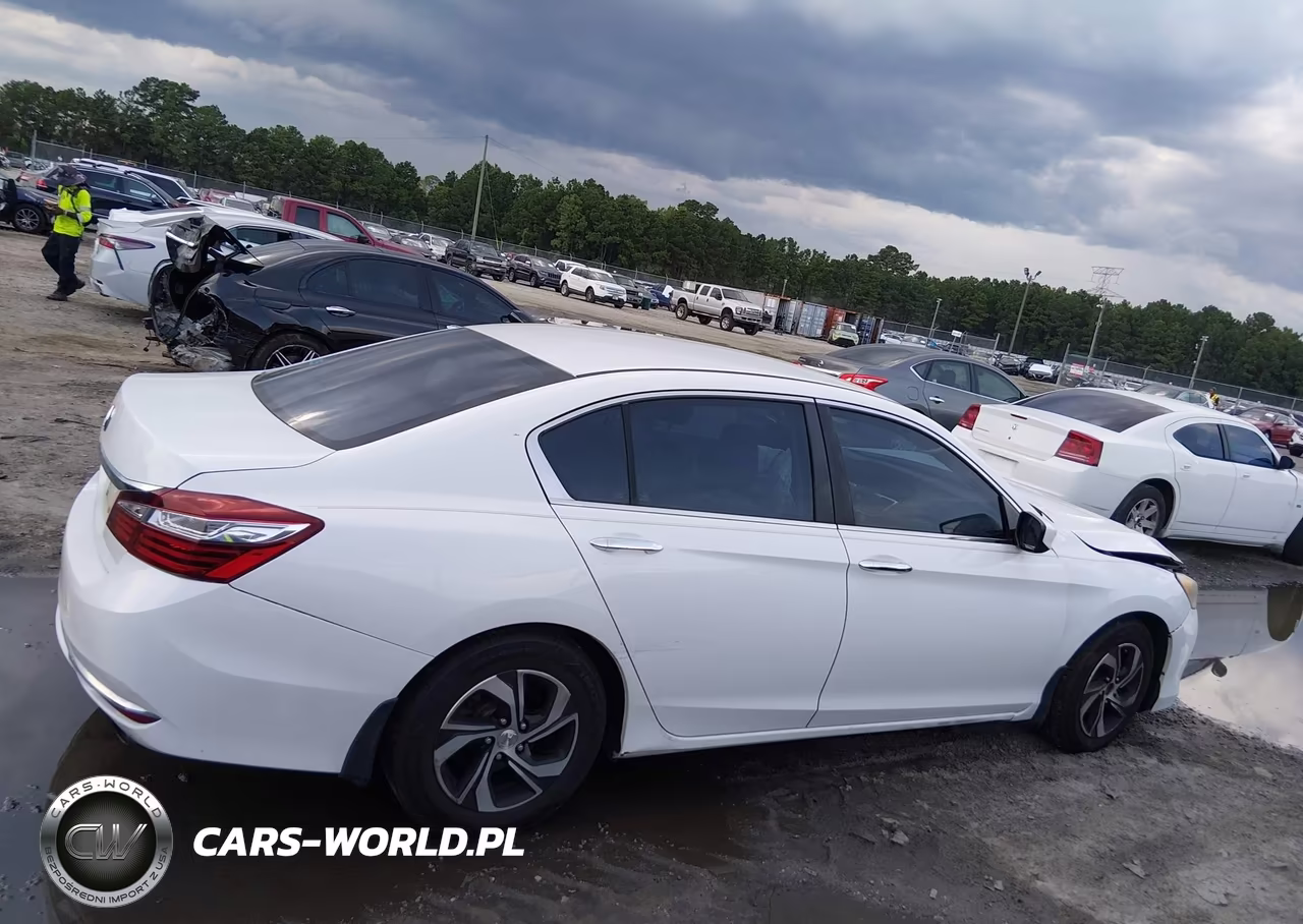 2017 Honda Accord Lx VIN:1HGCR2F34HA011588 - 13