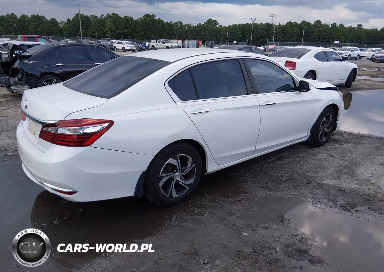 2017 Honda Accord Lx VIN:1HGCR2F34HA011588 - 4