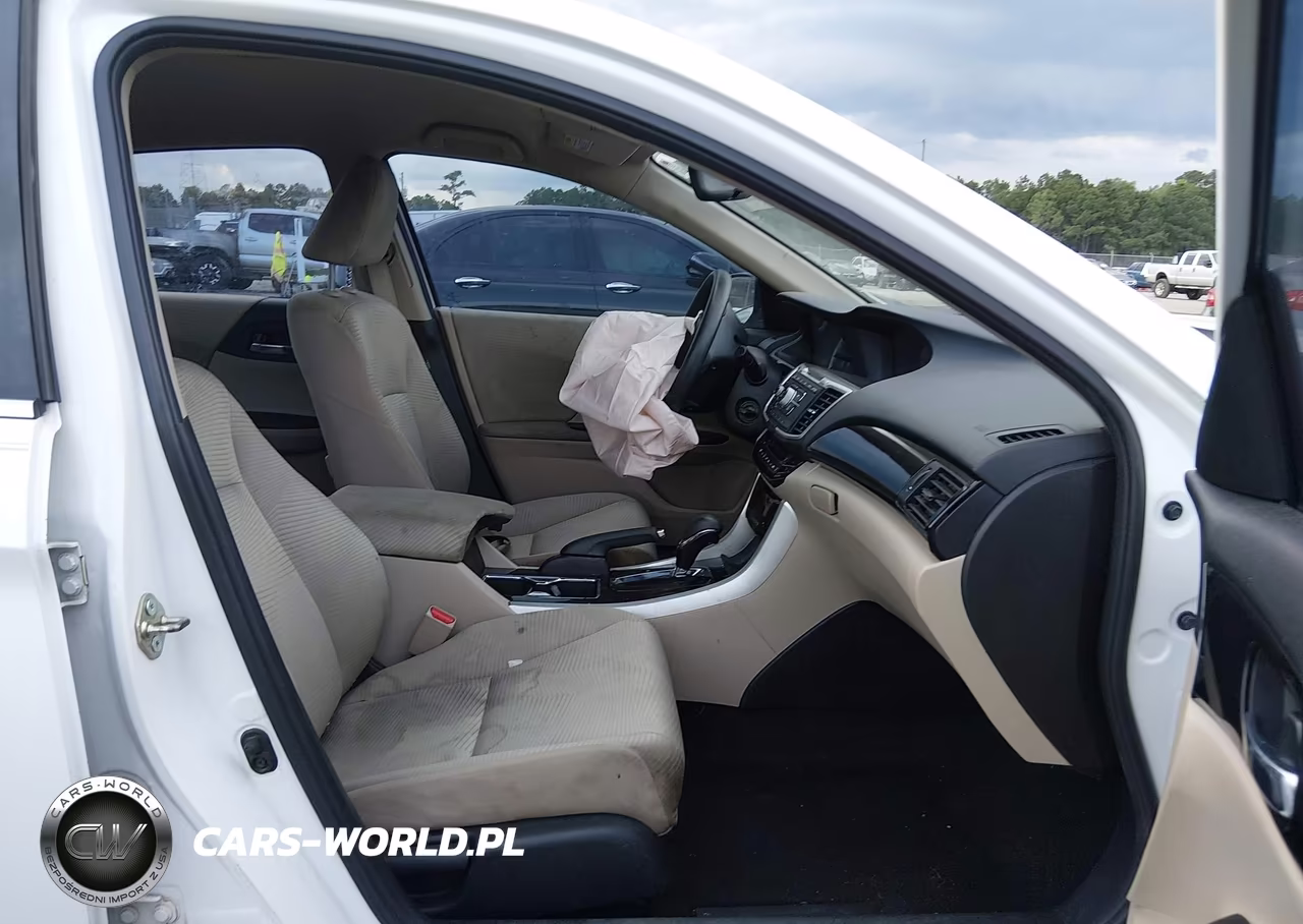 2017 Honda Accord Lx VIN:1HGCR2F34HA011588 - 5