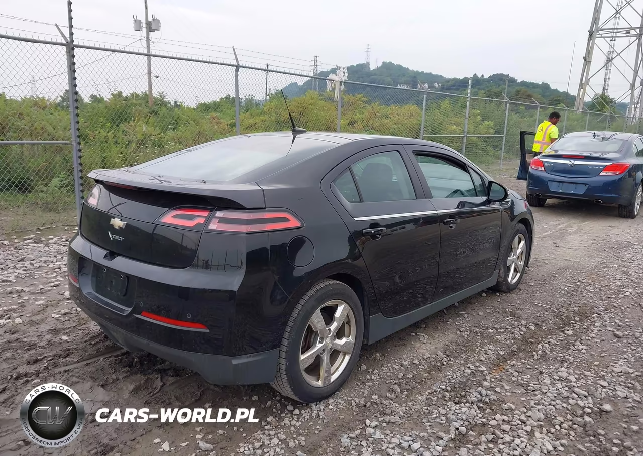 2014 Chevrolet Volt VIN:1G1RB6E44EU172752 - 4