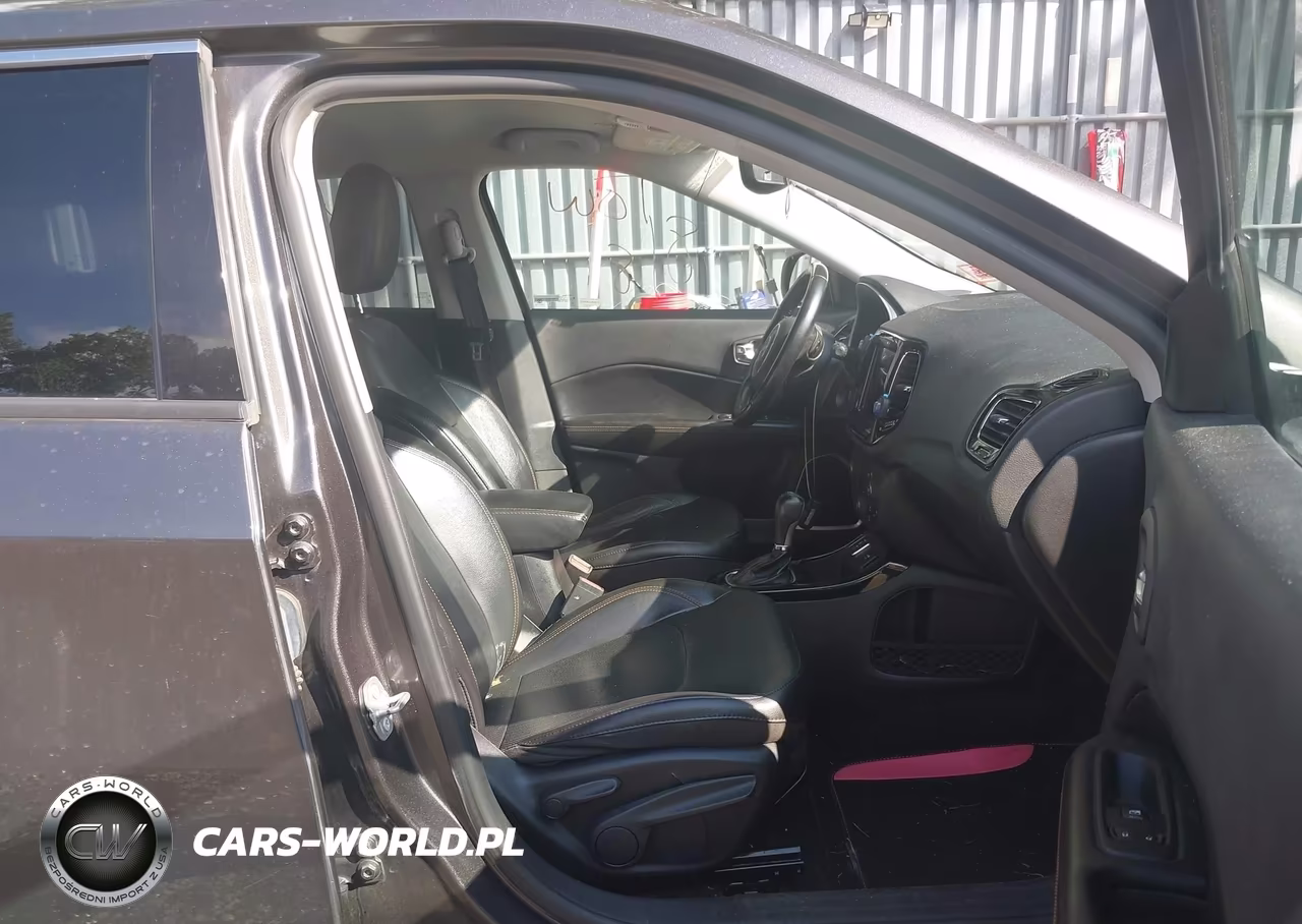 2019 Jeep Compass Limited Fwd VIN:3C4NJCCB5KT802115 - 5