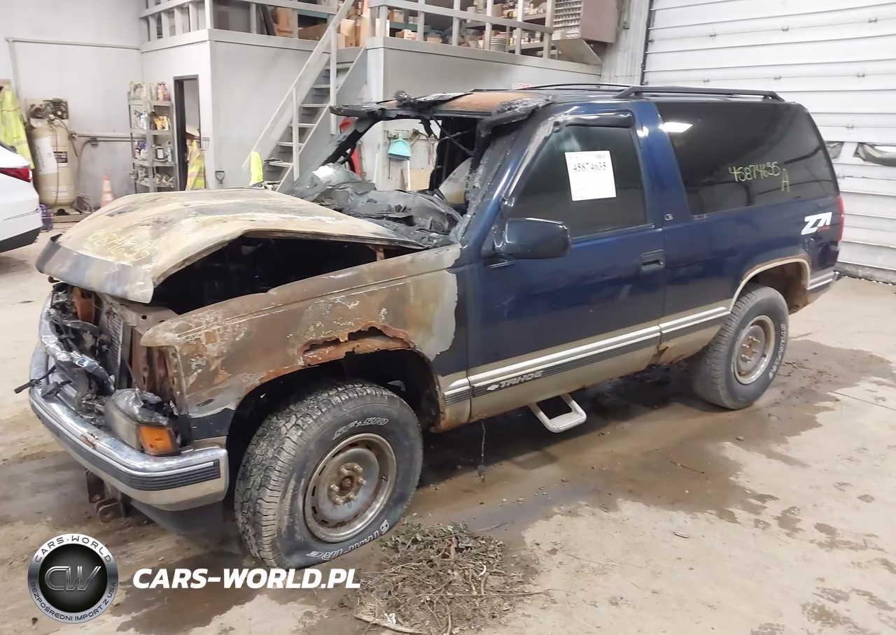 1999 Chevrolet Tahoe VIN:3GNEK18R8XG190944 - 2