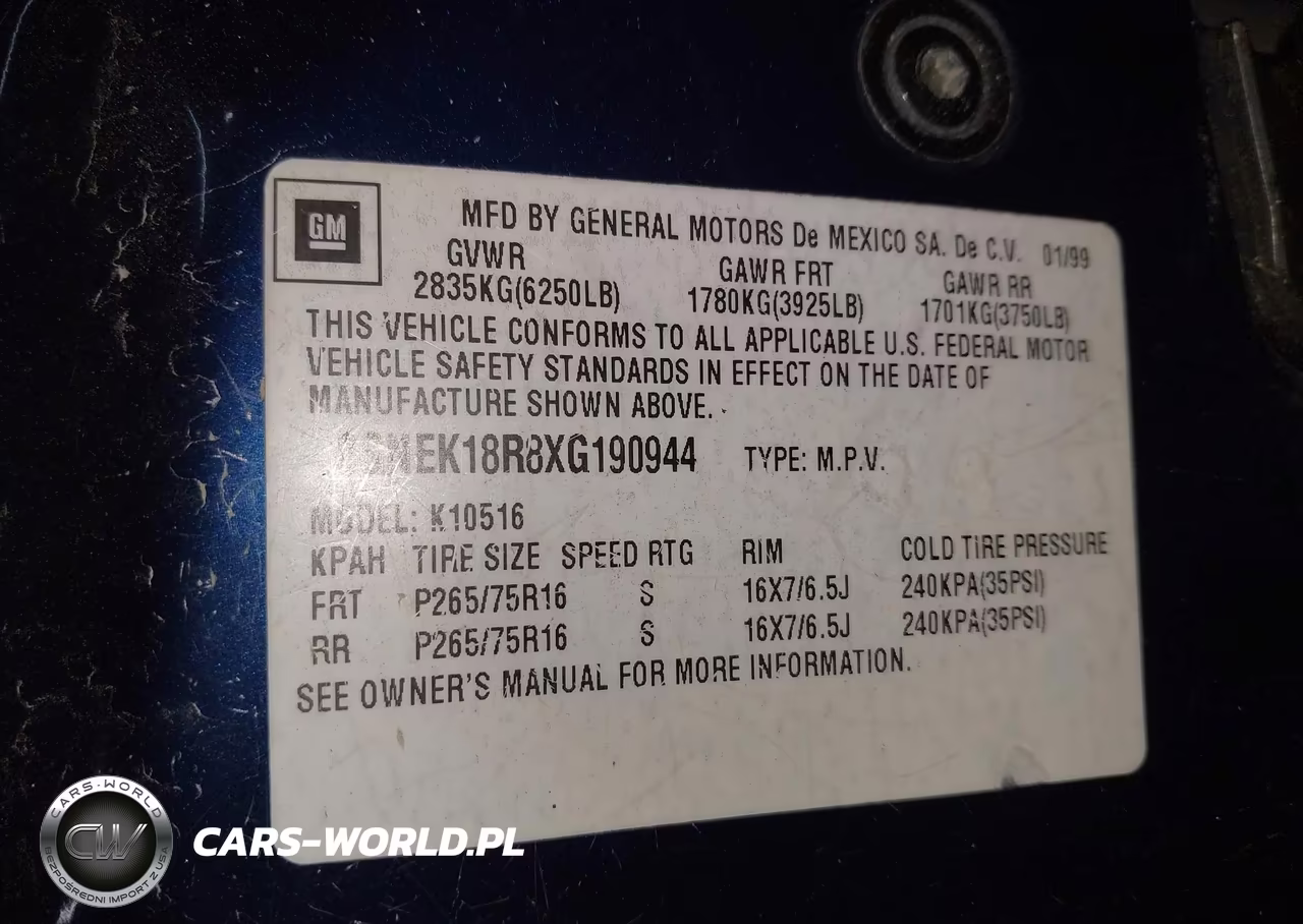1999 Chevrolet Tahoe VIN:3GNEK18R8XG190944 - 9
