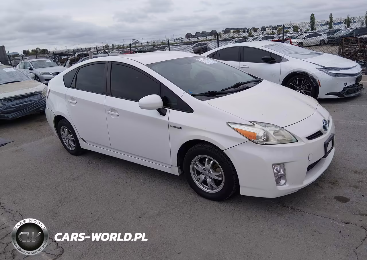 2011 Toyota Prius Two