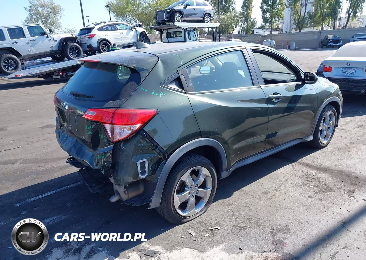 2017 Honda Hr-V Lx VIN:3CZRU5H37HG705872 - 4