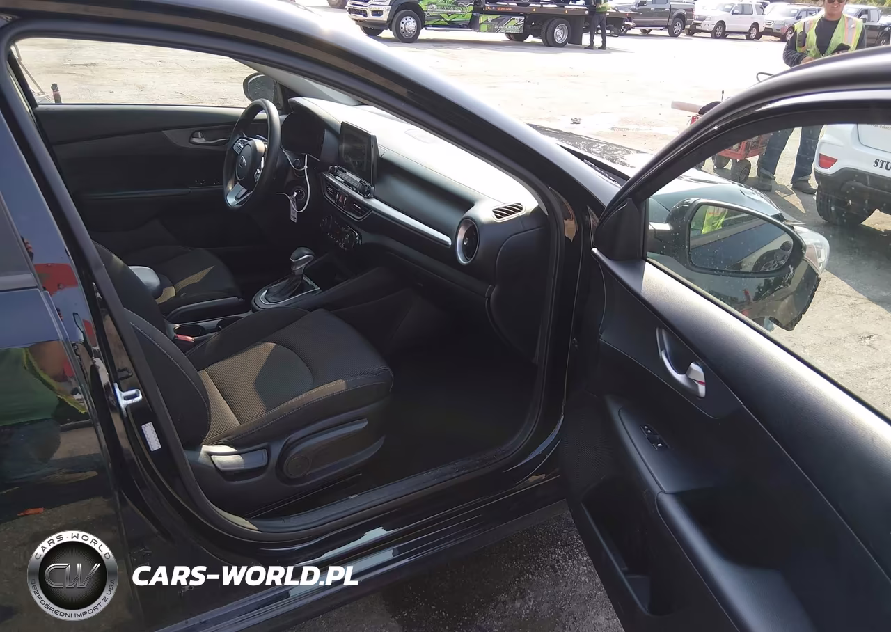2019 Kia Forte Lxs VIN:3KPF24AD1KE089410 - 5