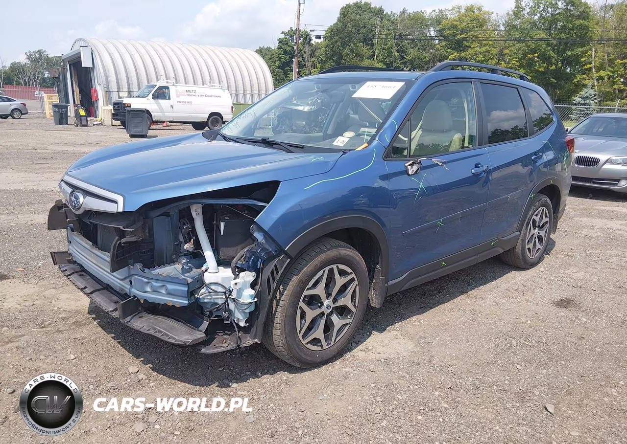 2021 Subaru Forester Premium VIN:JF2SKAJC8MH443135 - 2