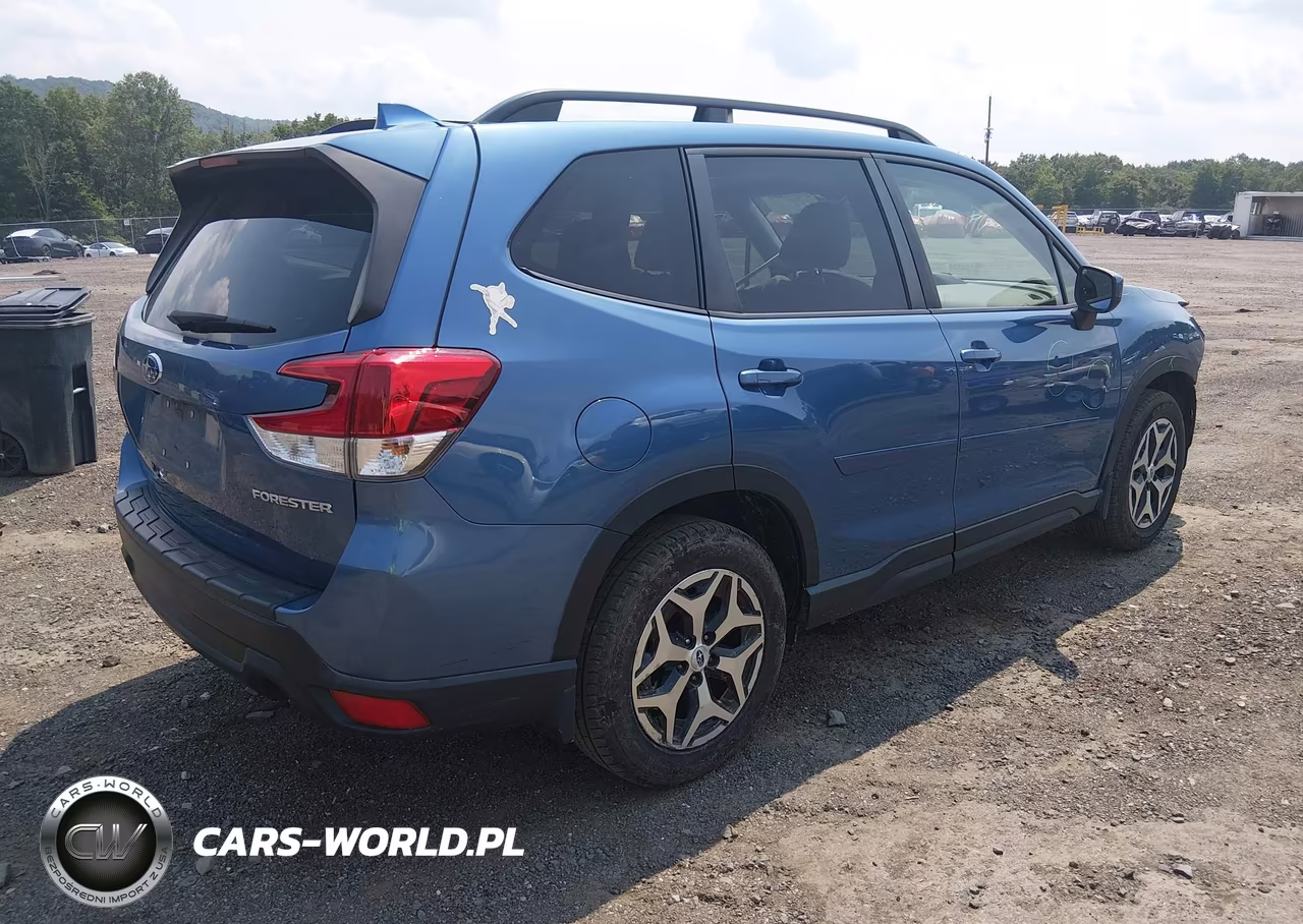 2021 Subaru Forester Premium VIN:JF2SKAJC8MH443135 - 4