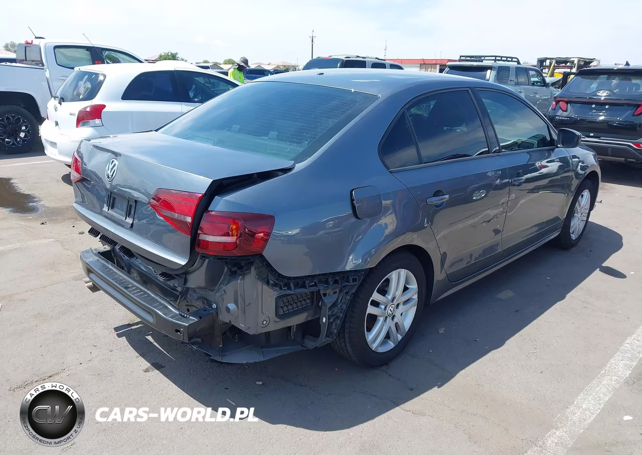 2018 Volkswagen Jetta 1.4T S VIN:3VW167AJ9JM215309 - 4