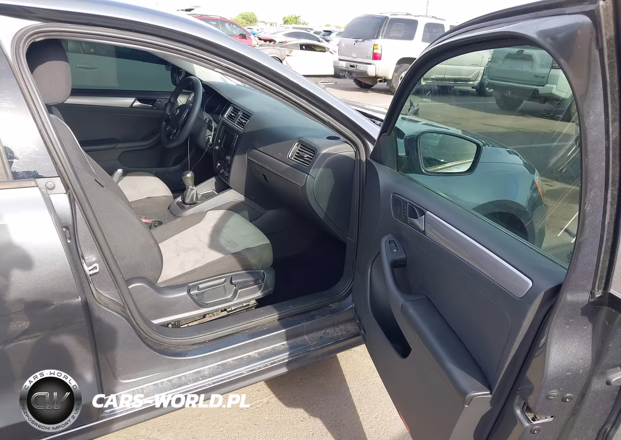 2018 Volkswagen Jetta 1.4T S VIN:3VW167AJ9JM215309 - 5