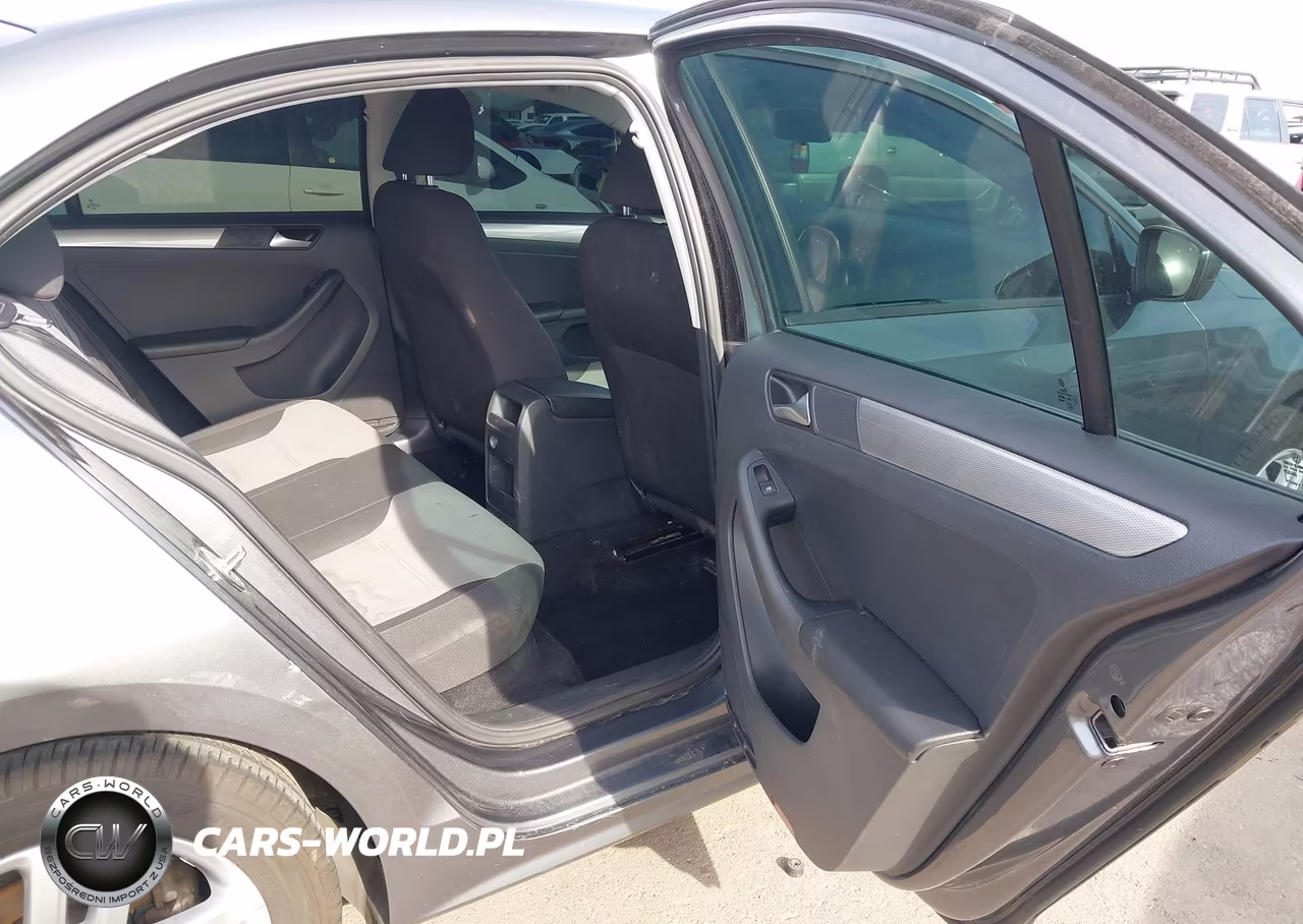 2018 Volkswagen Jetta 1.4T S VIN:3VW167AJ9JM215309 - 8