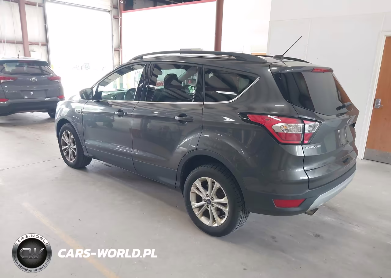 2018 Ford Escape Se VIN:1FMCU9GD7JUD31145 - 3