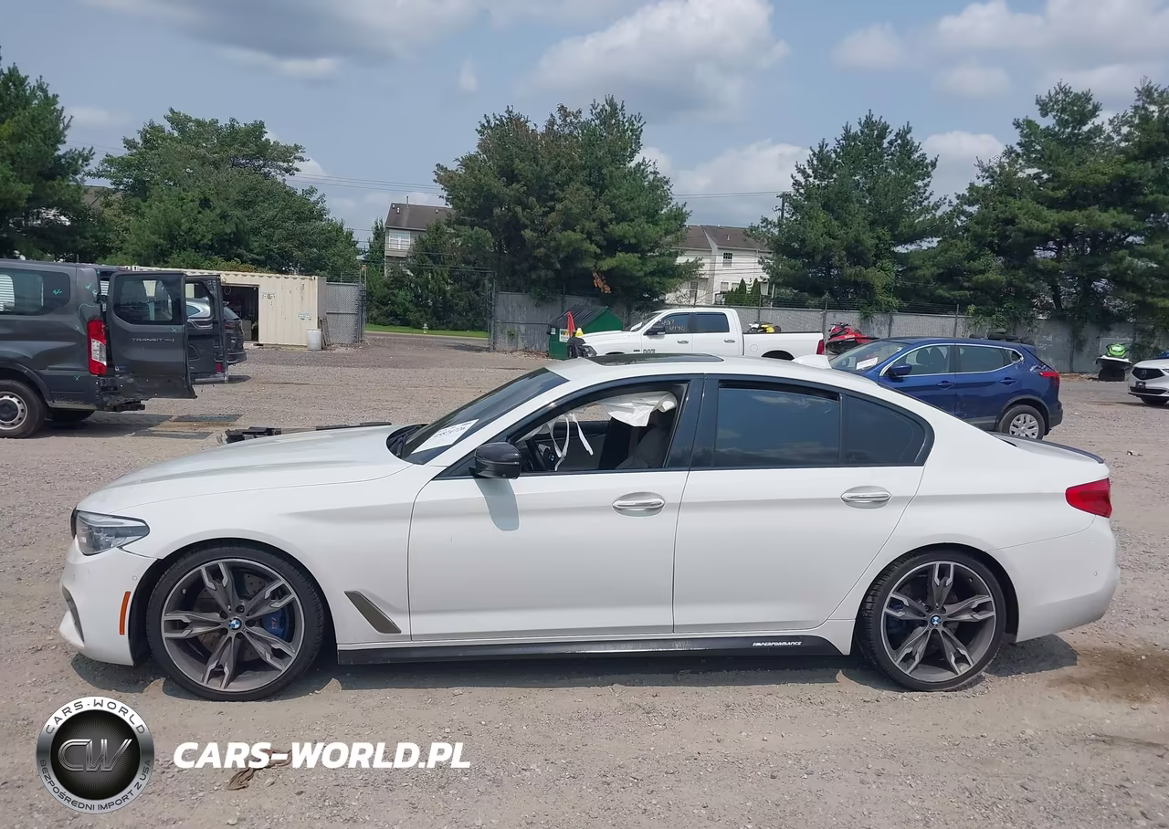 2018 BMW M550I xDrive VIN:WBAJB9C56JB049569 - 14