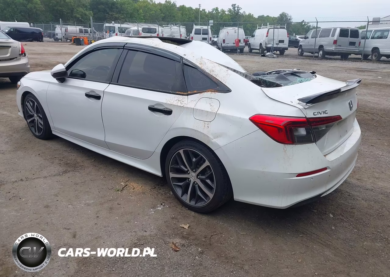 2024 Honda Civic Touring VIN:2HGFE1F93RH310869 - 3
