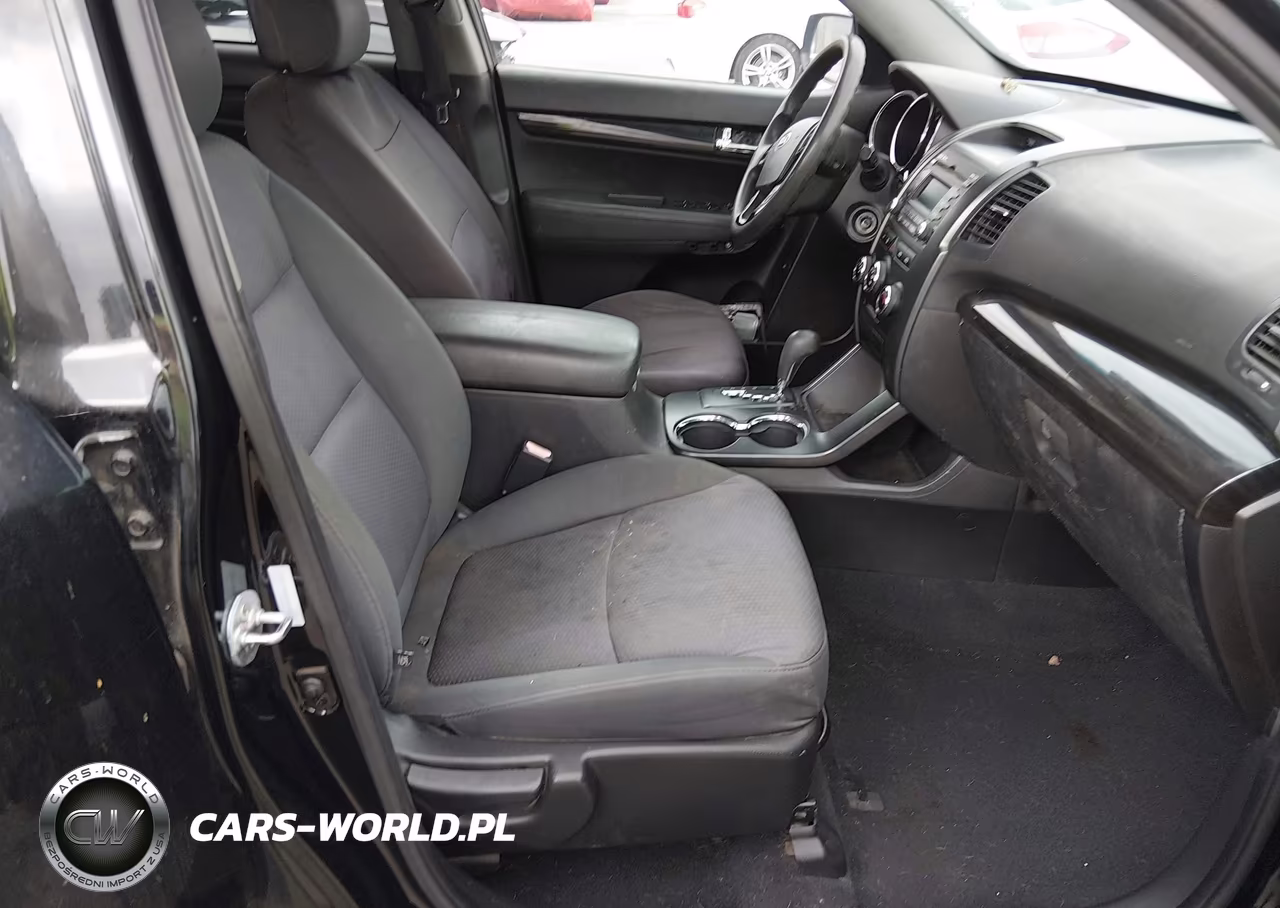 2012 Kia Sorento Lx V6 VIN:5XYKT4A28CG280255 - 5