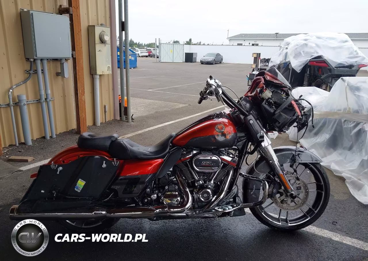 2018 Harley-Davidson Fltrxse Cvo Road Glide VIN:1HD1TCL14JB951355 - 12