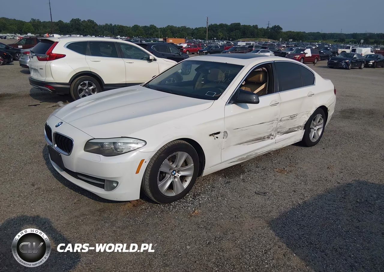 2011 BMW 528I VIN:WBAFR1C59BC260263 - 2