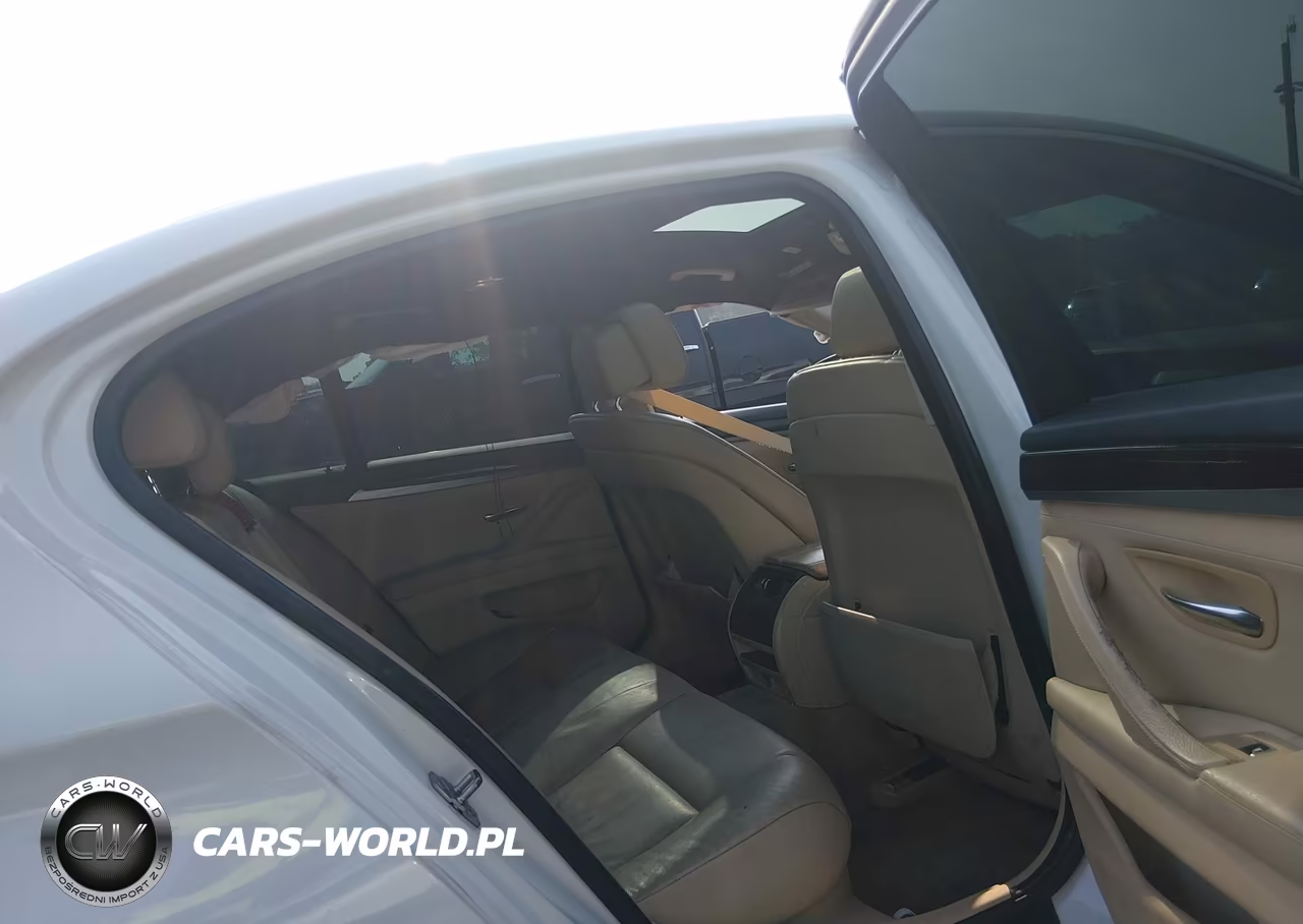 2011 BMW 528I VIN:WBAFR1C59BC260263 - 8