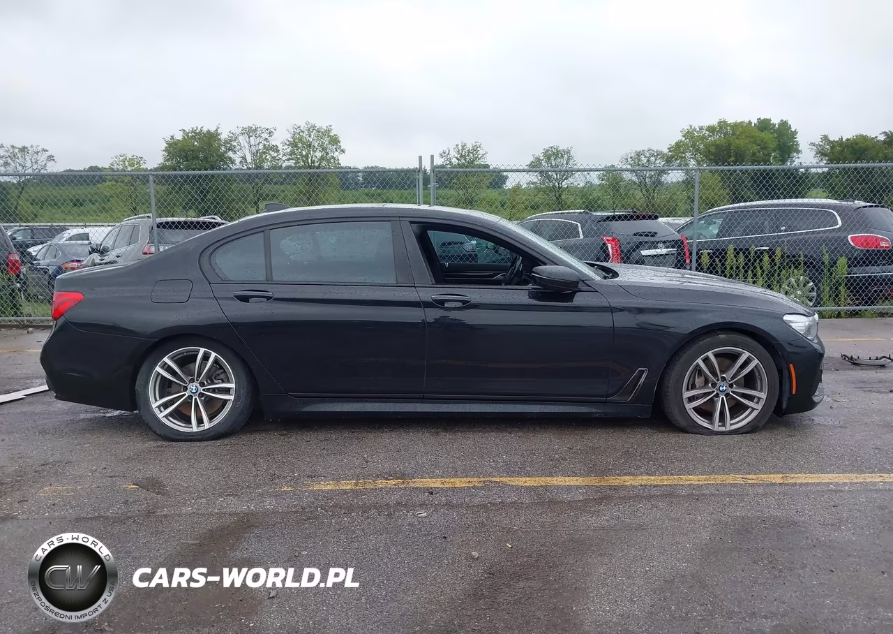 2018 BMW 740I xDrive VIN:WBA7E4C55JGV24023 - 13