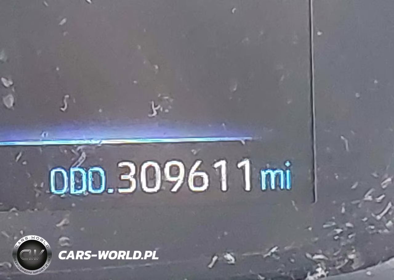 2021 Toyota Corolla Le VIN:5YFEPMAE2MP173825 - 16