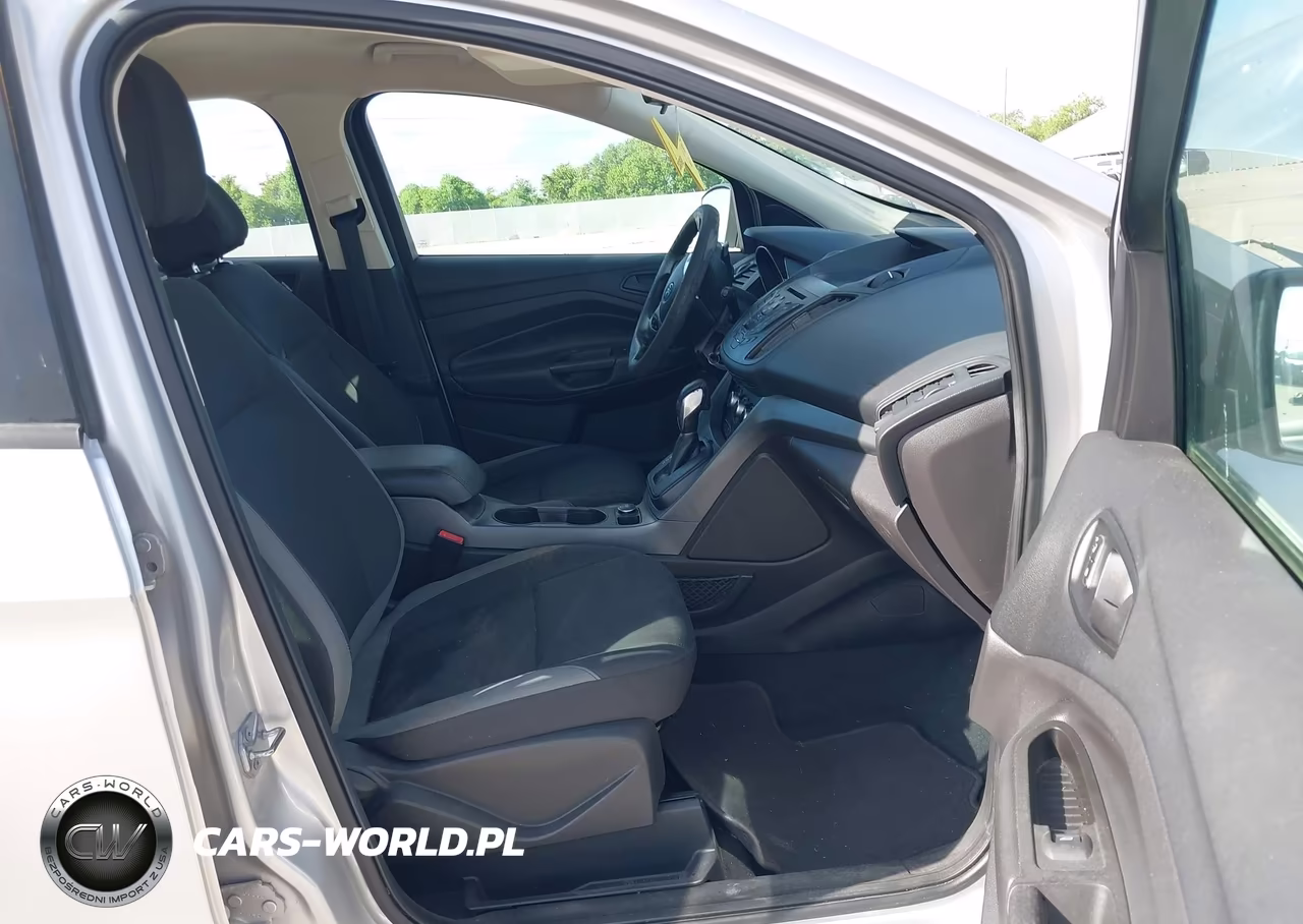 2016 Ford Escape S VIN:1FMCU0F79GUB36437 - 5