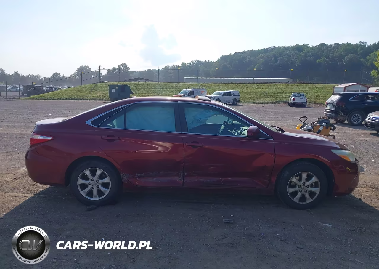 2017 Toyota Camry Le VIN:4T1BF1FK0HU681556 - 13