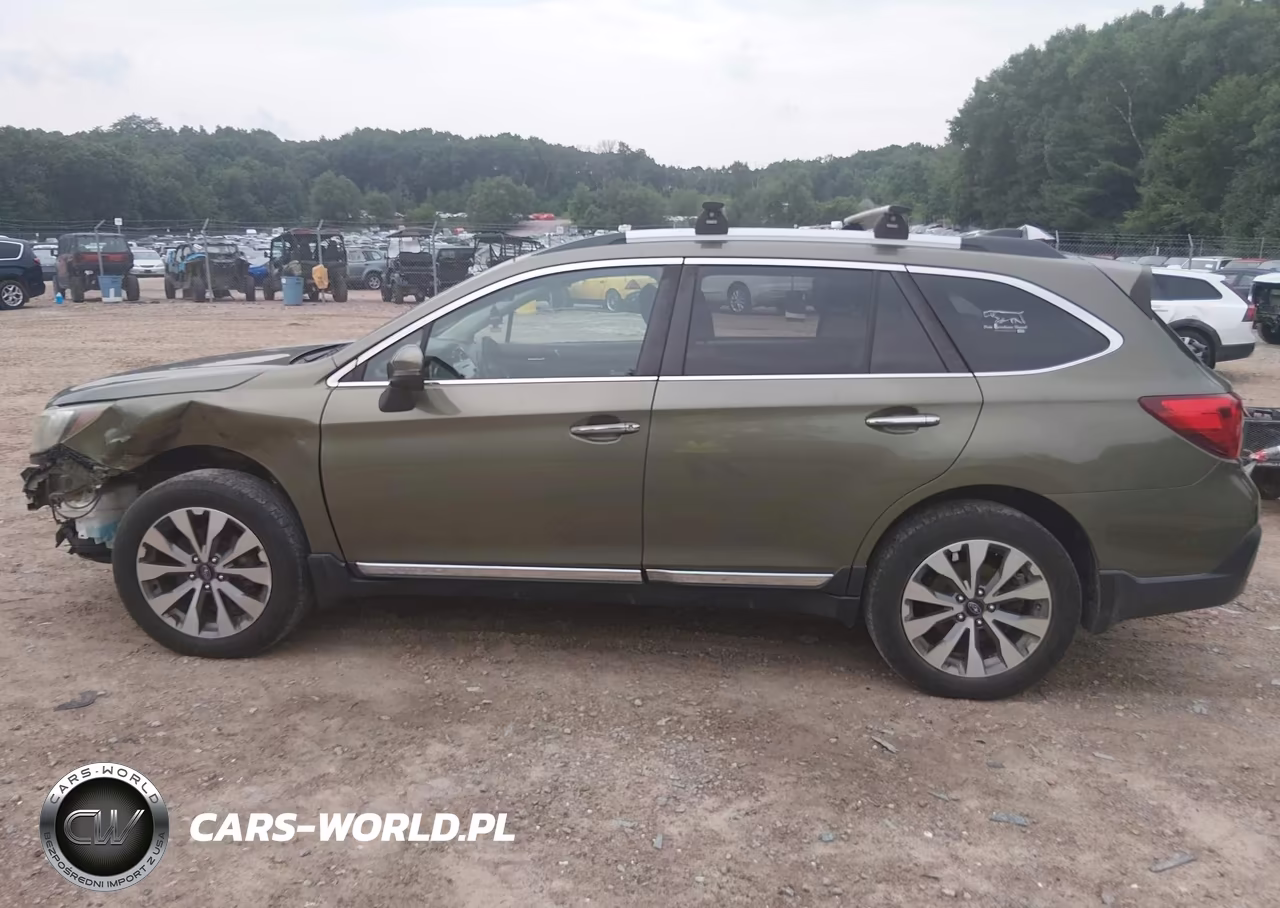 2018 Subaru Outback 2.5I Touring VIN:4S4BSATC4J3321355 - 15